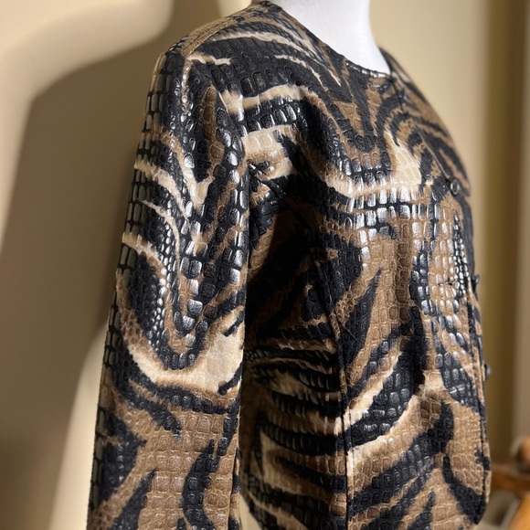 Selene Animal Print Jacket Size 8 - Picture 4 of 4